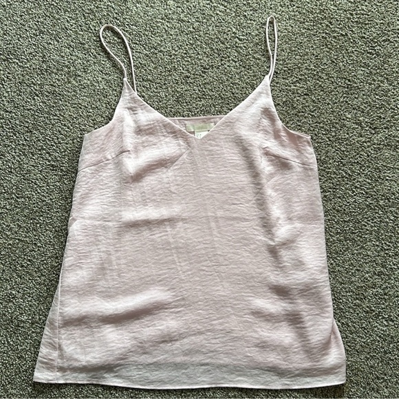 *Set of 2* H&M Camisoles - Picture 8 of 11